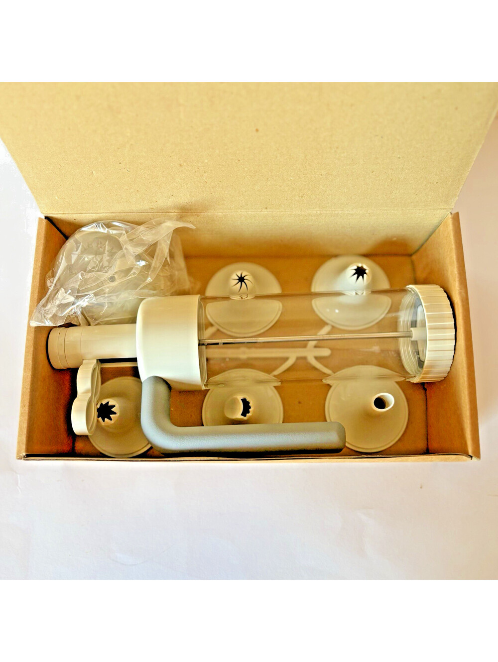 Pampered Chef Easy Accent Decorator 1778 6 Tips Instructions With Box Used once